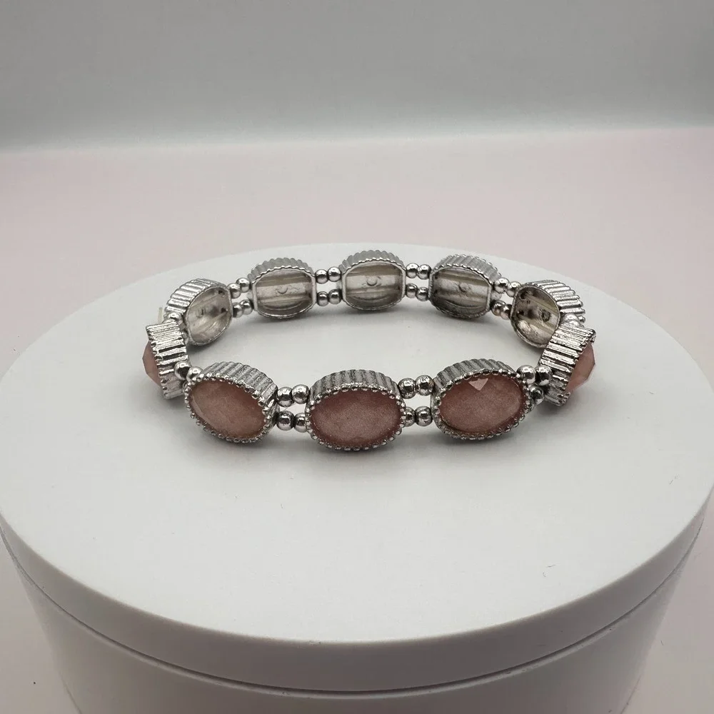 Vintage 90s Y2K Pink Faux Sunstone Stretch Bracelet Silver Tone Jewelry